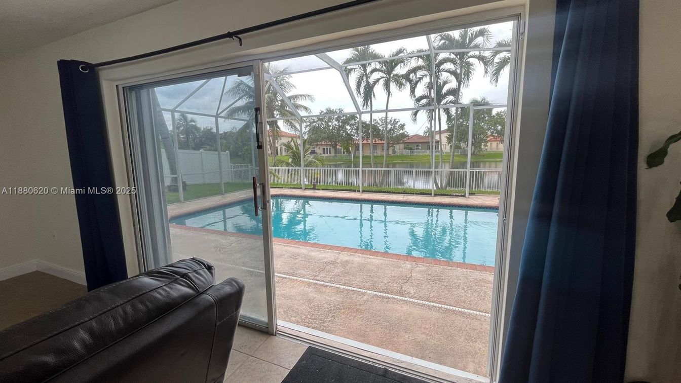 Glass Ceilings, Interior, Pool, Sun Room