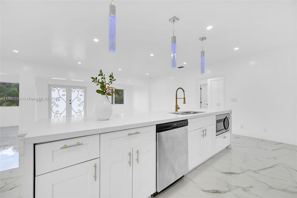Interior, Kitchen, Marble, Pendant Lights, Recessed Lighting, Stainless Steel Appliances