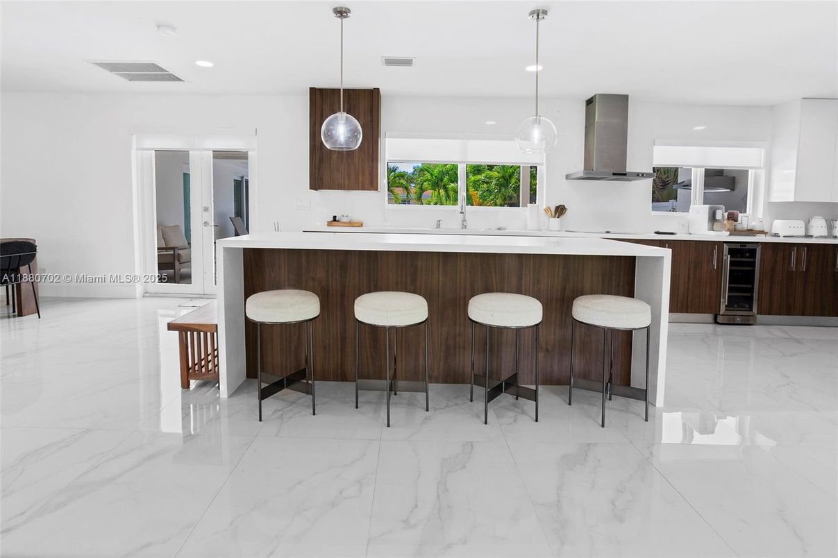 Interior, Kitchen, Marble, Pendant Lights, Recessed Lighting