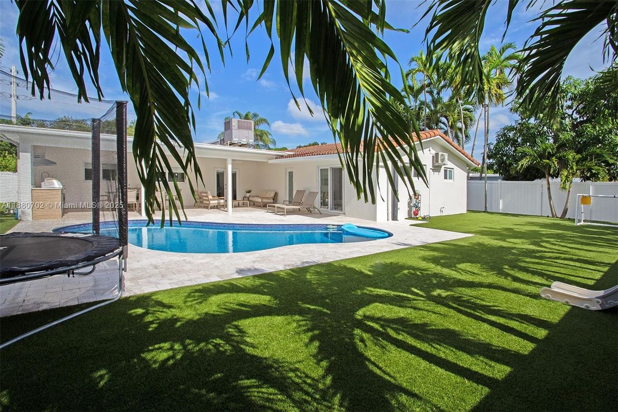 Backyard, Exterior, Pool