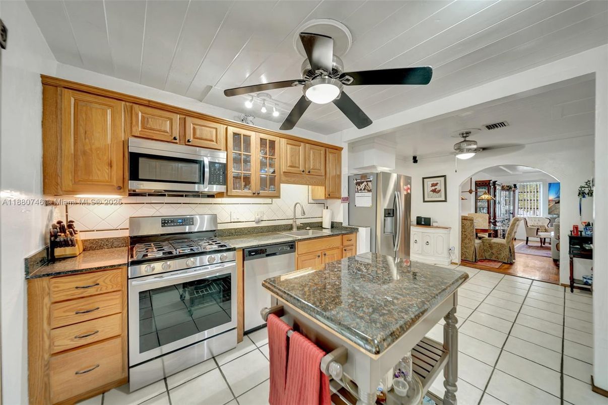 Interior, Kitchen, Stainless Steel Appliances