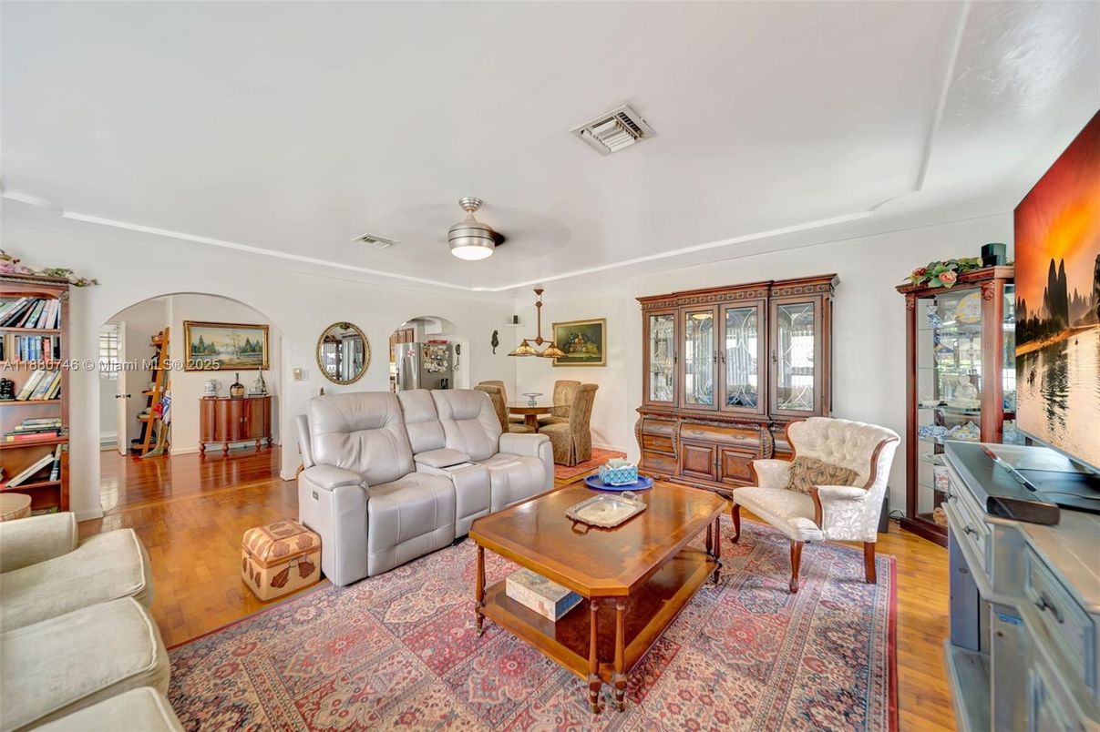 Dining room, Interior, Living room, Wood Texture Flooring