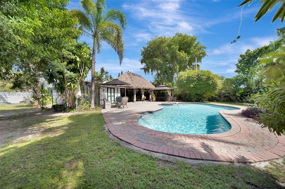 Backyard, Exterior, Pool