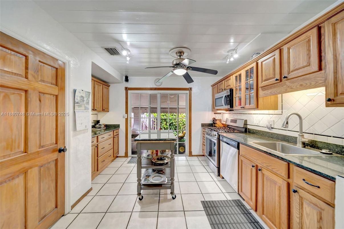 Interior, Kitchen