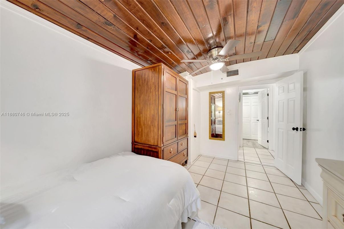 Bedroom, Interior, Wooden Ceilings