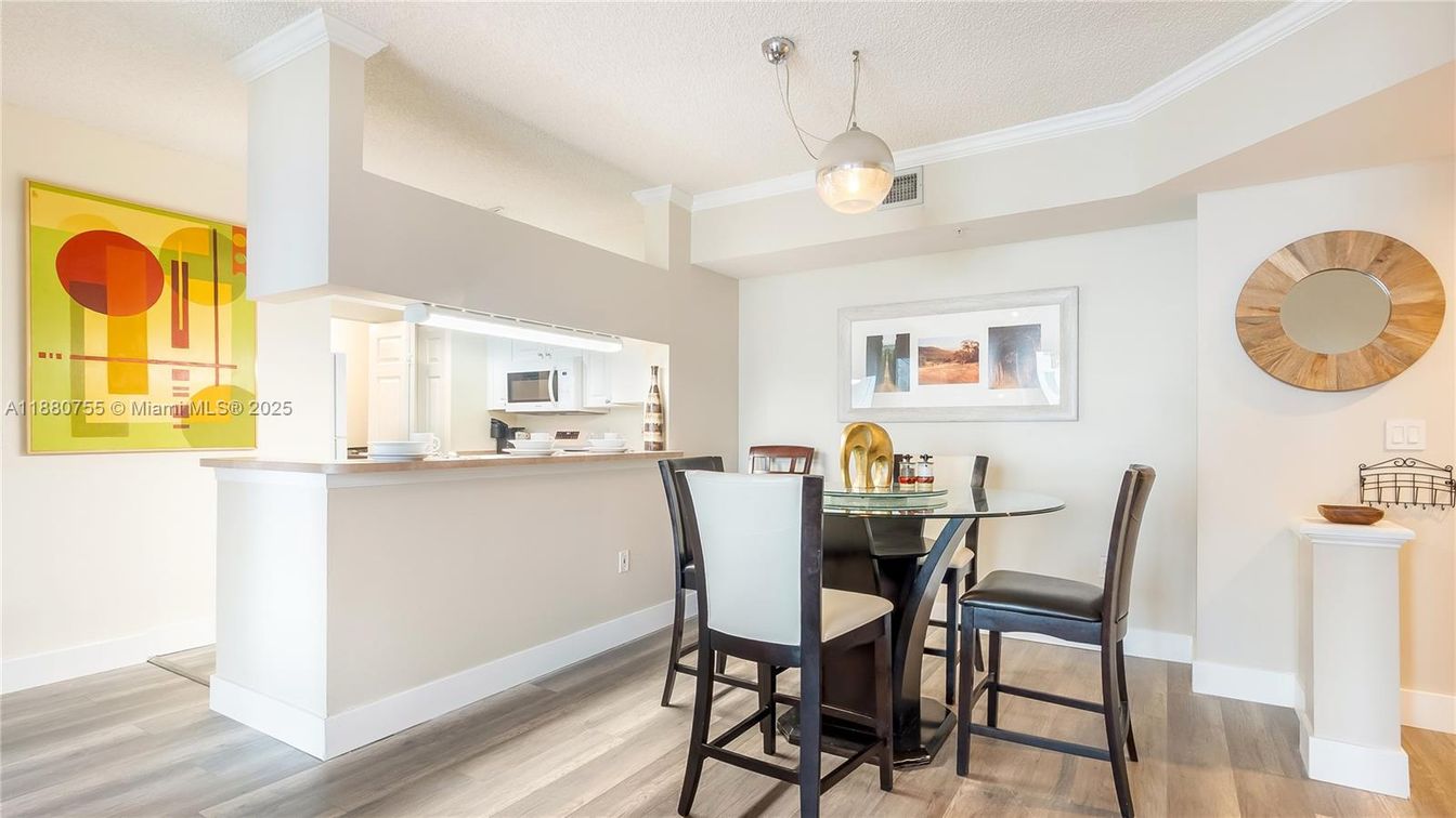 Dining room, Interior, Kitchen, Pendant Lights, Wood Texture Flooring