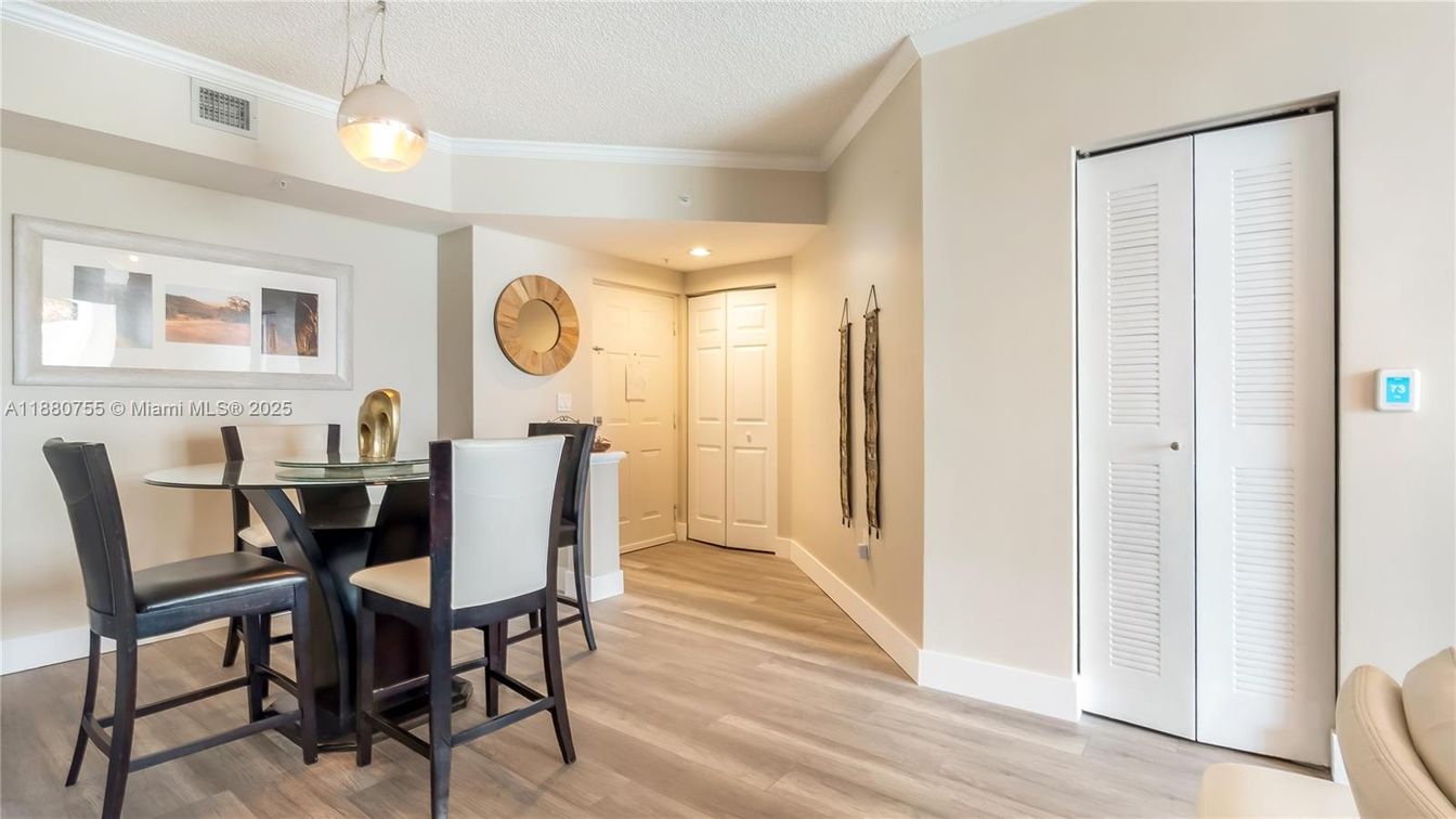 Dining room, Interior, Pendant Lights, Recessed Lighting, Wood Texture Flooring