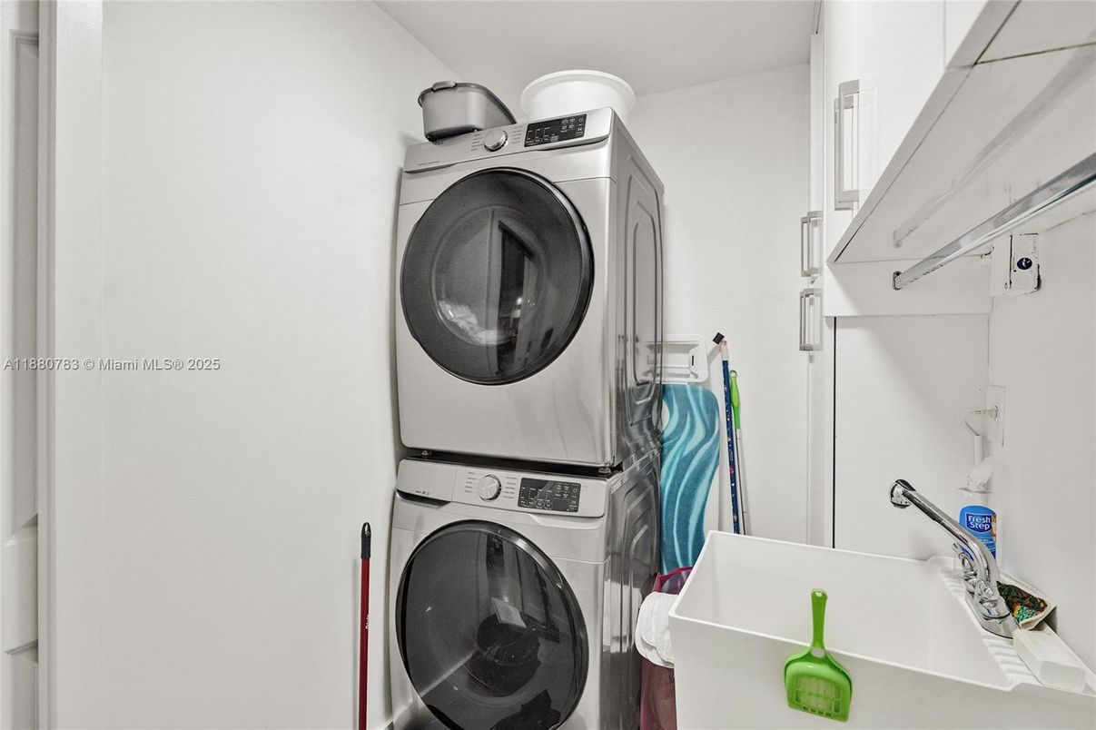 Interior, Utility Closets, Washer