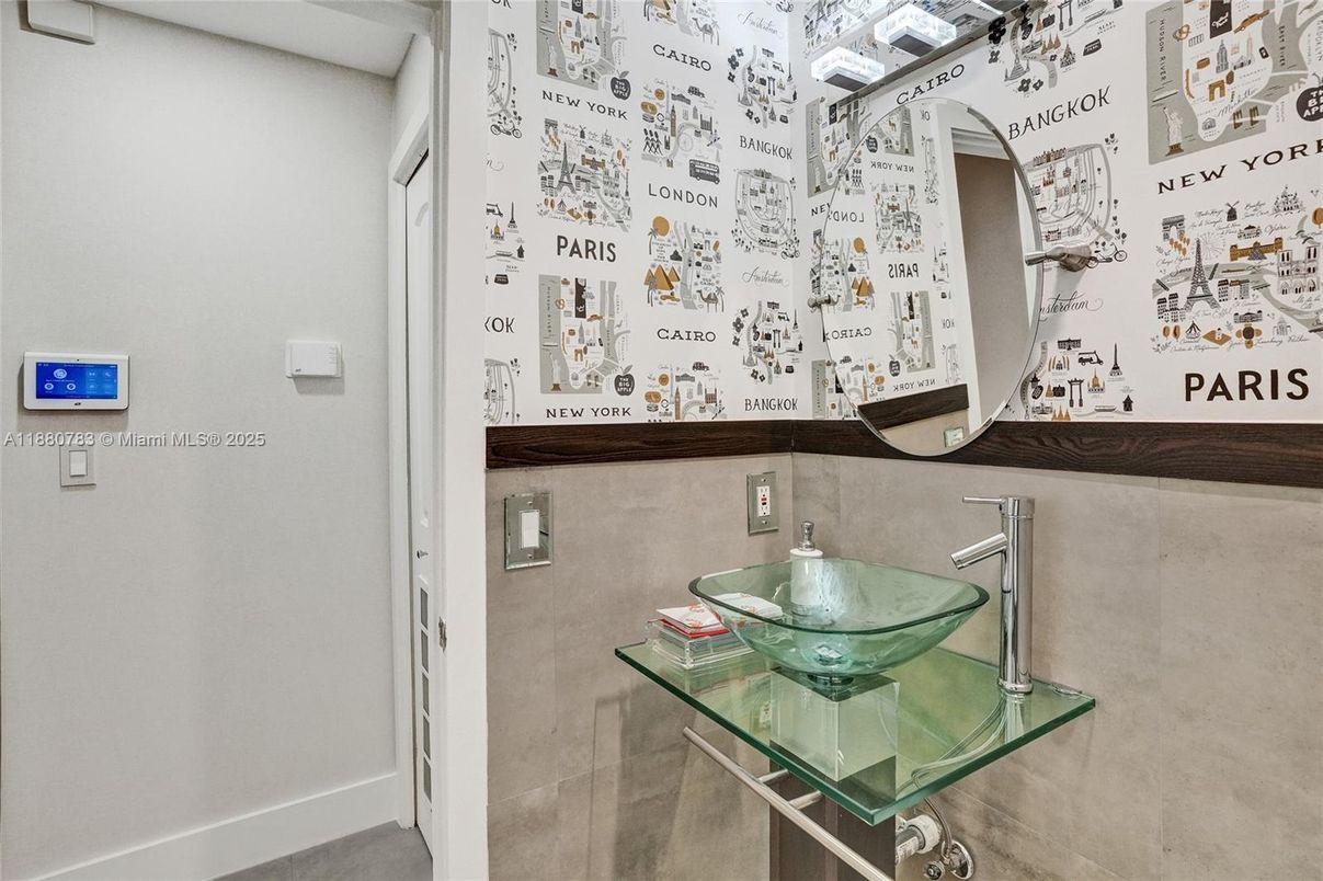 Bathroom, Interior