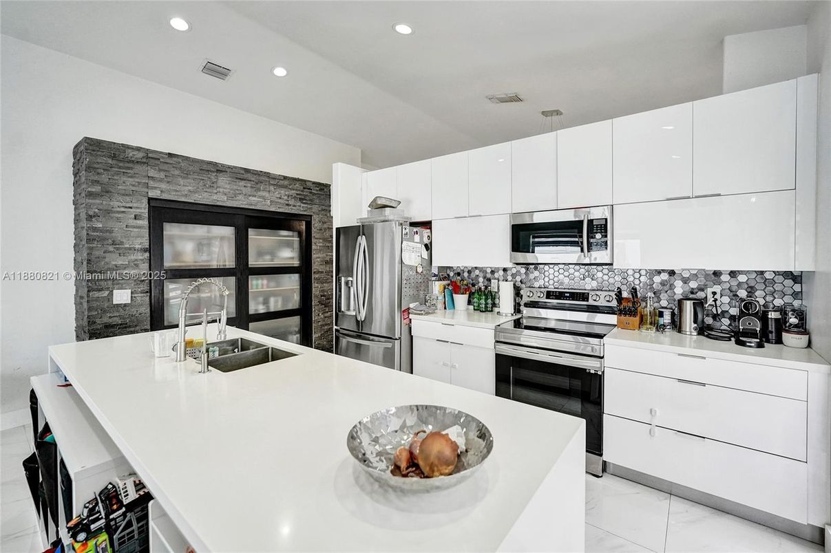 Interior, Kitchen, Marble, Recessed Lighting, Stainless Steel Appliances