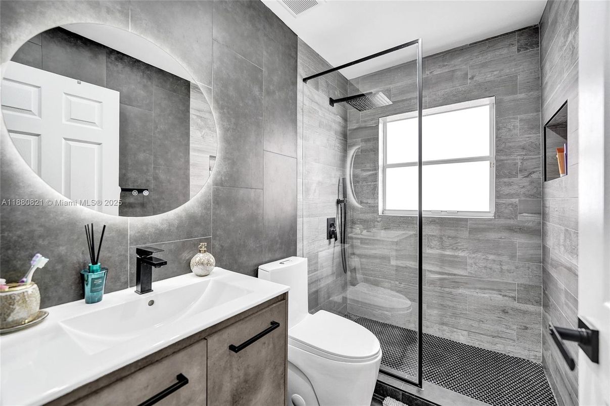 Bathroom, Glass Shower, Interior
