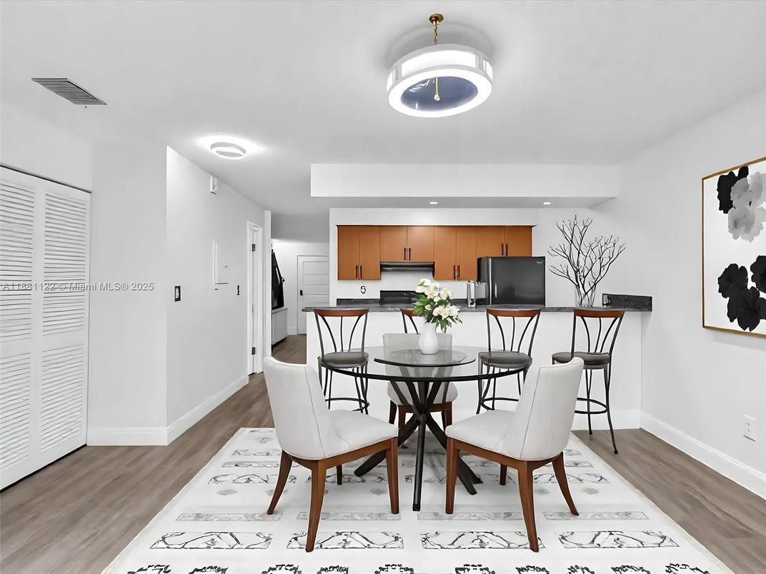 Dining room, Interior, Kitchen, Recessed Lighting, Wood Texture Flooring