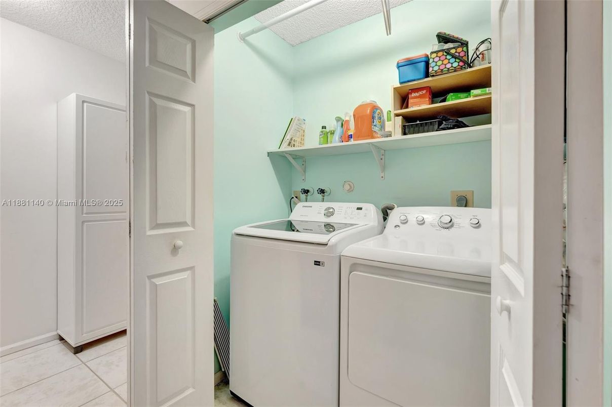 Interior, Utility Closets, Washer