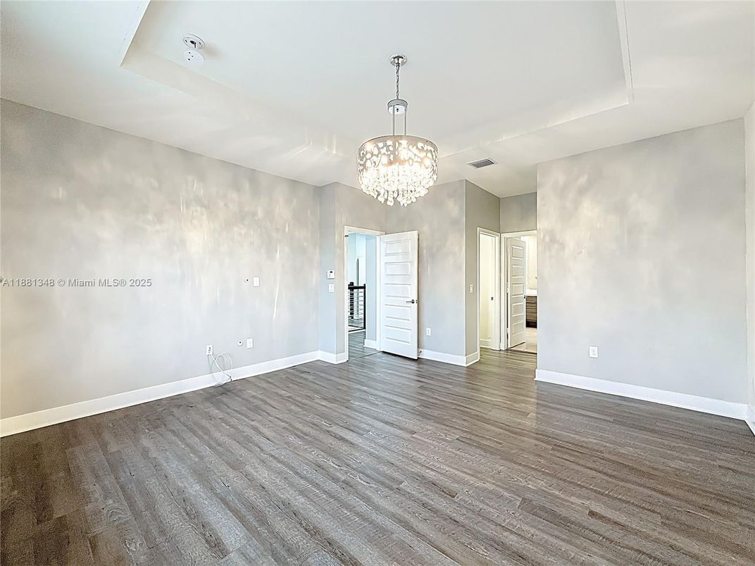 Chandelier, Empty room, Interior, Wood Texture Flooring