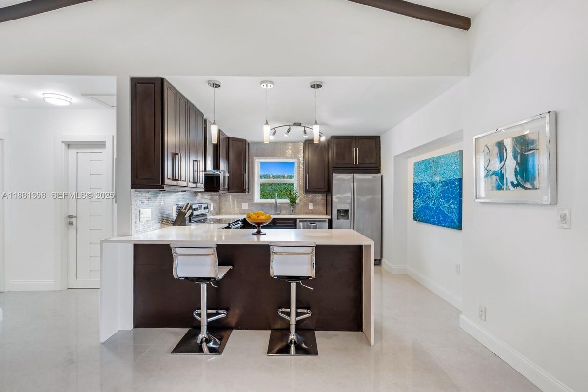 Interior, Kitchen, Pendant Lights, Stainless Steel Appliances