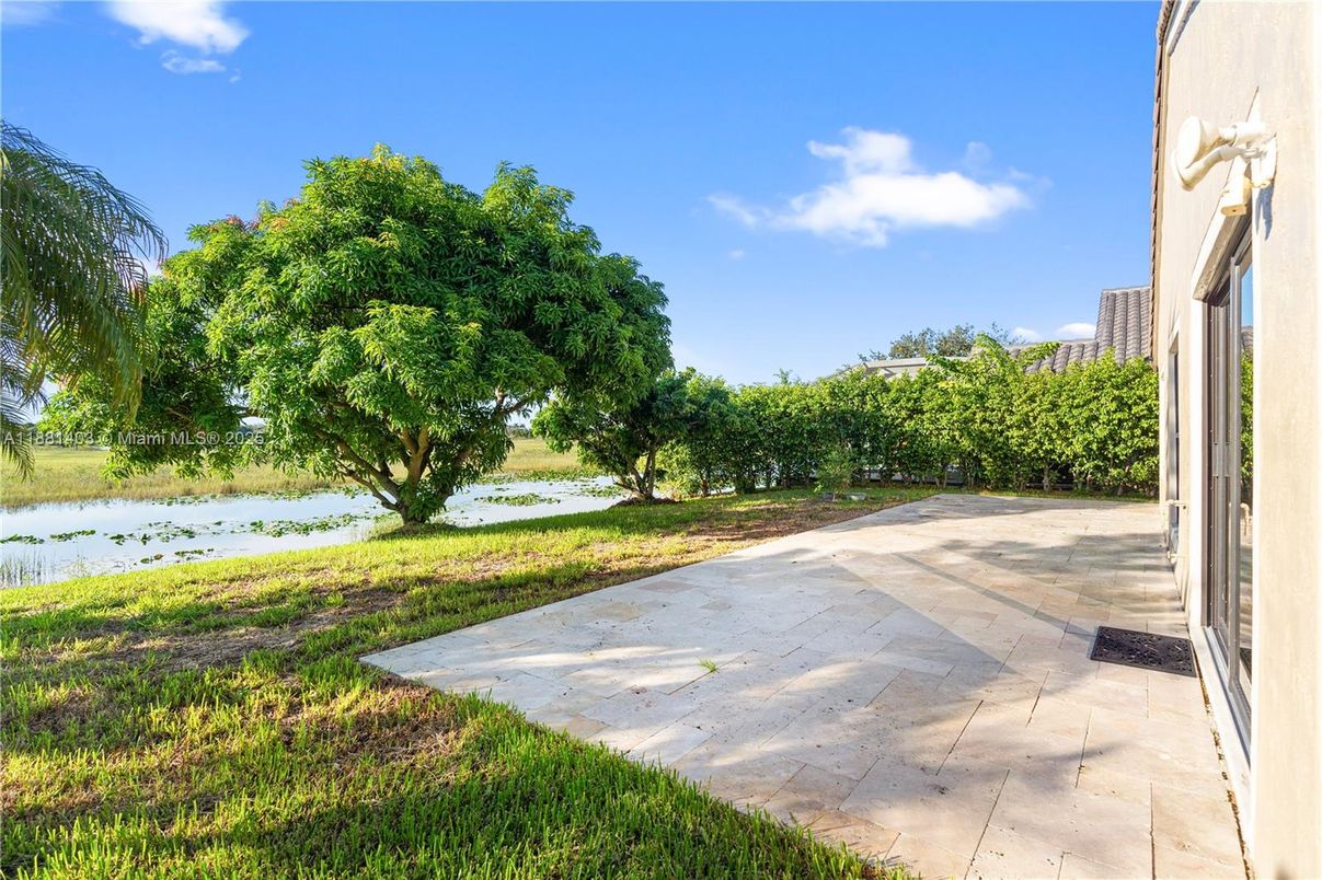 Backyard, Exterior, Water