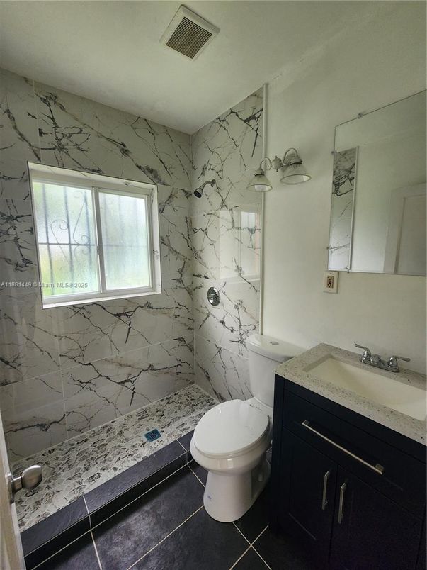 Bathroom, Interior, Marble Walls