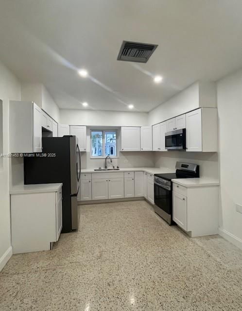 Interior, Kitchen, Recessed Lighting