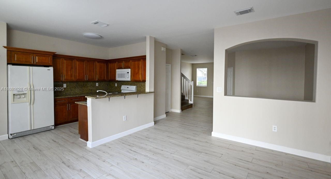 Interior, Kitchen, Recessed Lighting, Wood Texture Flooring