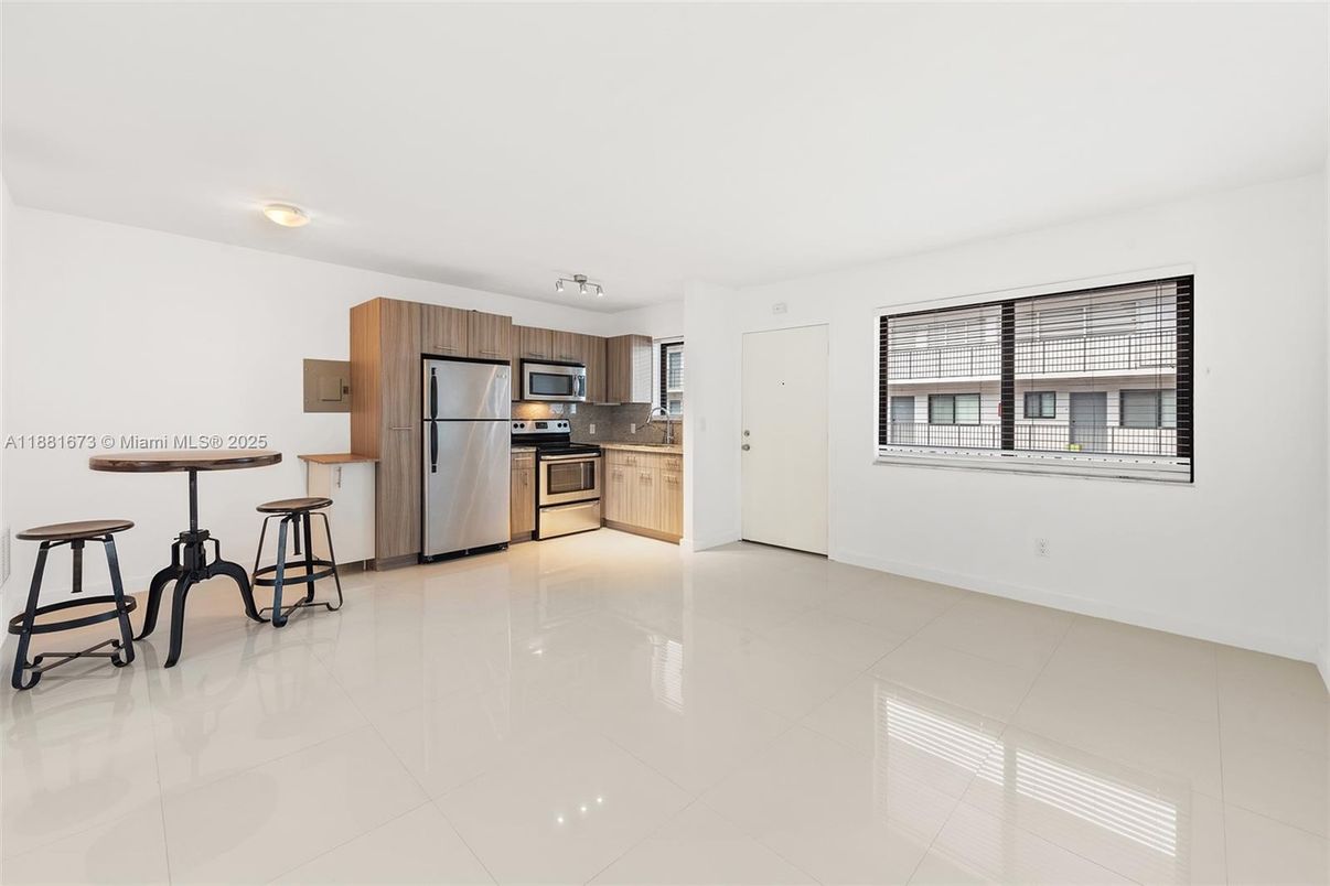 Interior, Kitchen, Stainless Steel Appliances