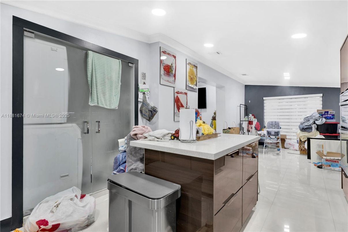 Interior, Recessed Lighting