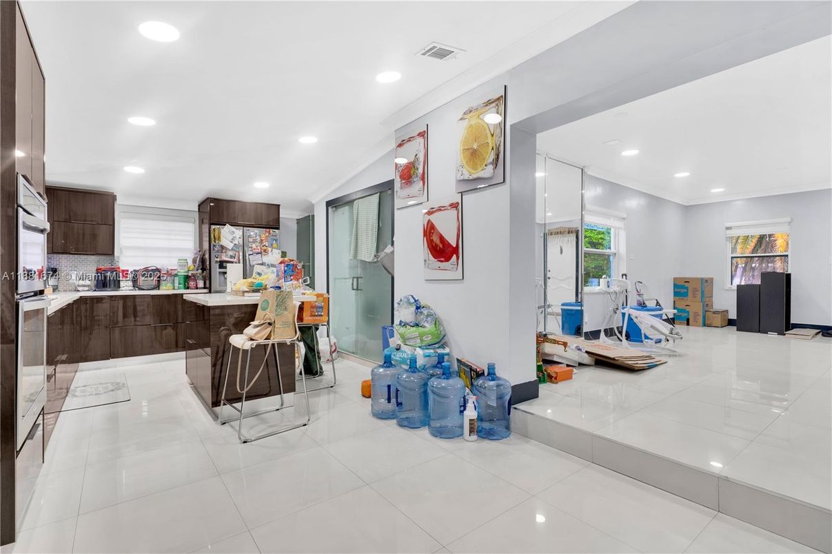 Interior, Recessed Lighting