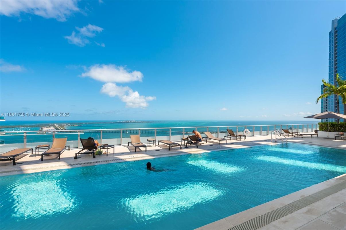 Exterior, Pool, Water