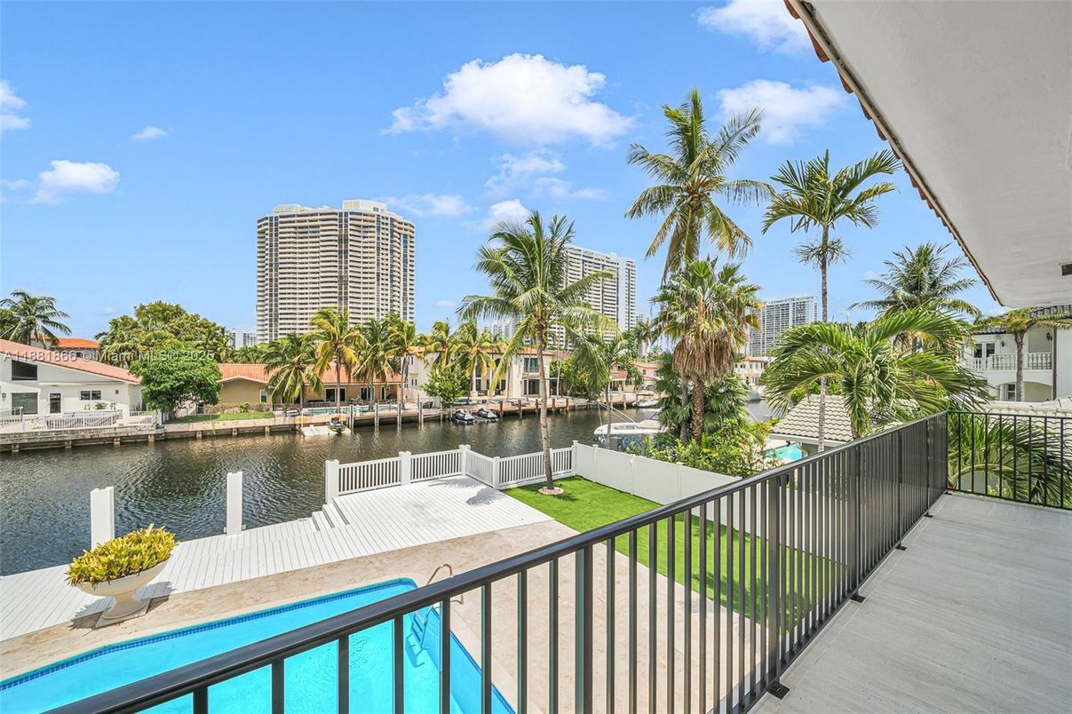 Water, Exterior, Pool, Other