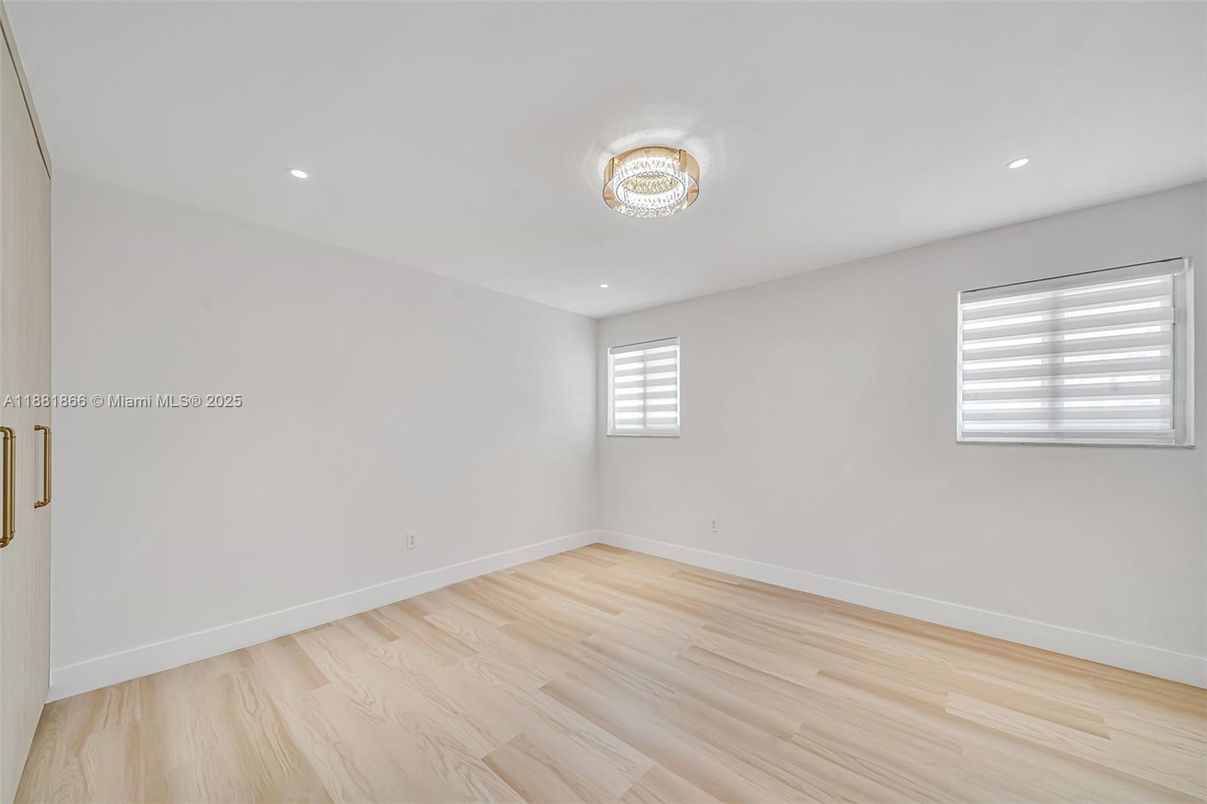 Chandelier, Empty room, Interior, Recessed Lighting, Wood Texture Flooring