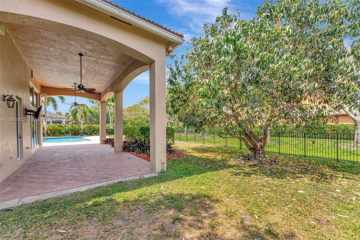 Backyard, Exterior, Pool