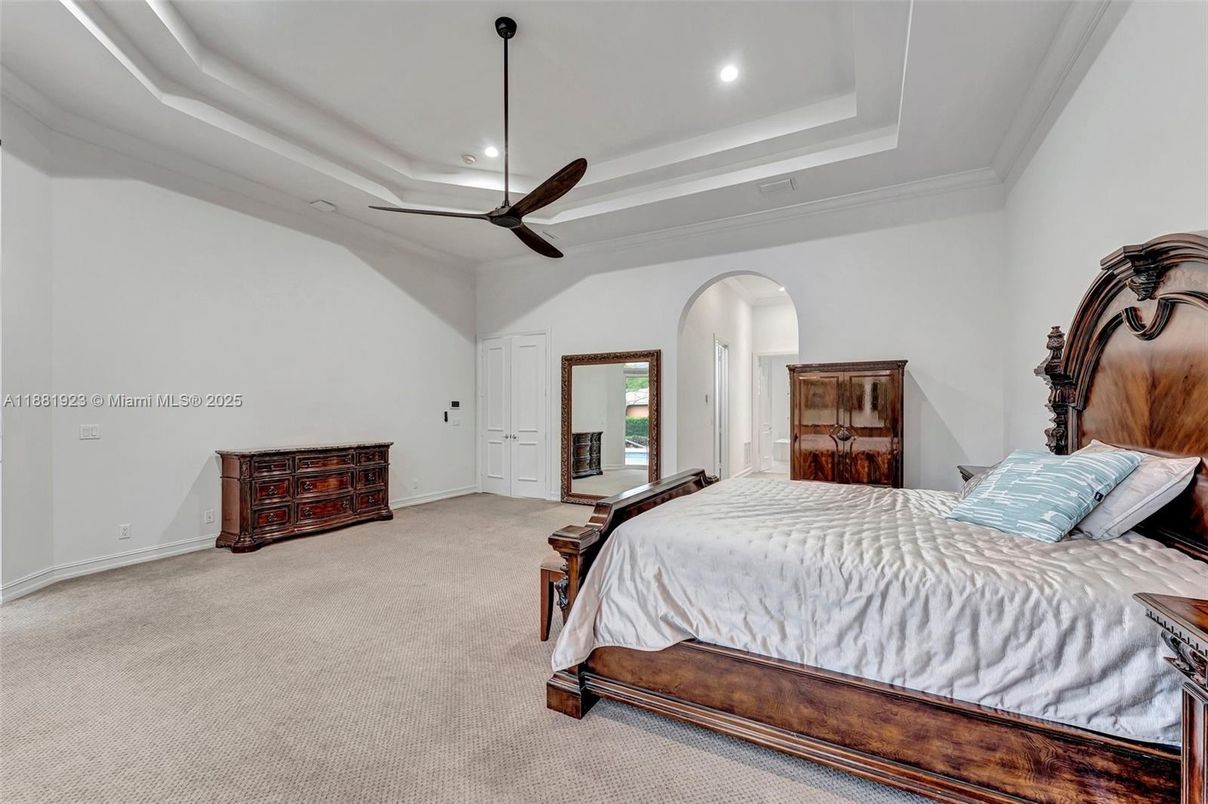 Bedroom, Interior, Recessed Lighting