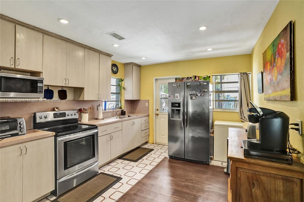 Interior, Kitchen, Recessed Lighting, Wood Texture Flooring