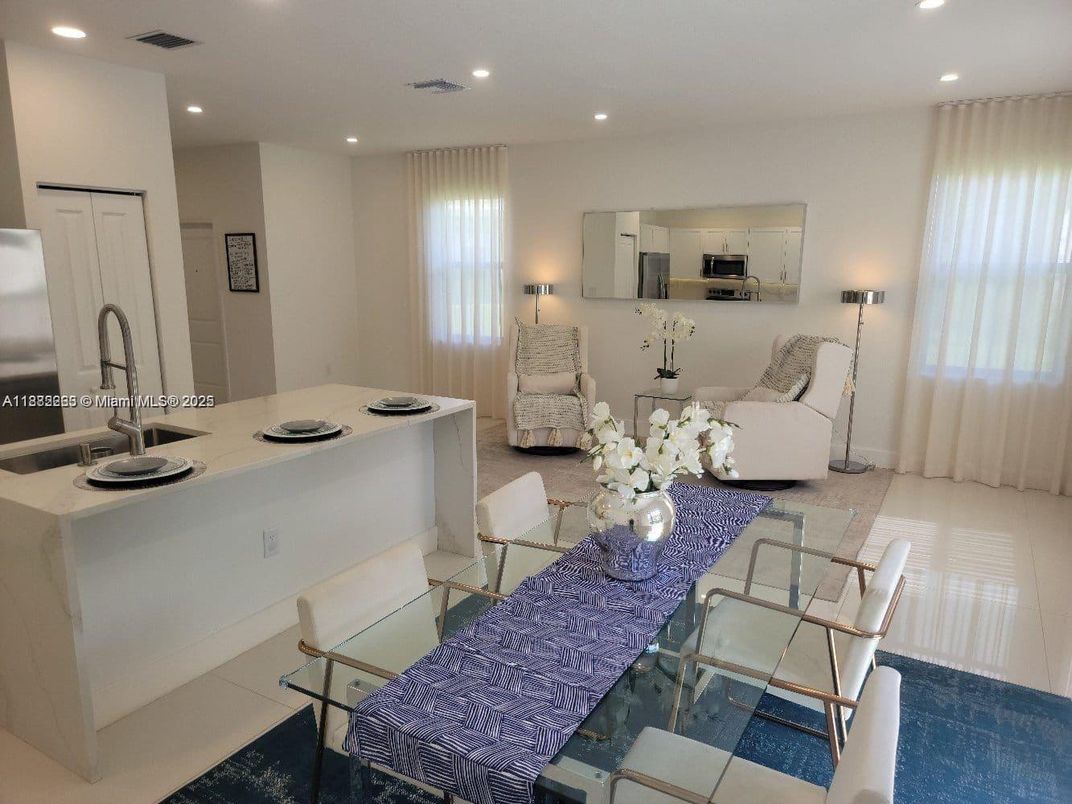 Dining room, Interior, Kitchen, Living room, Recessed Lighting