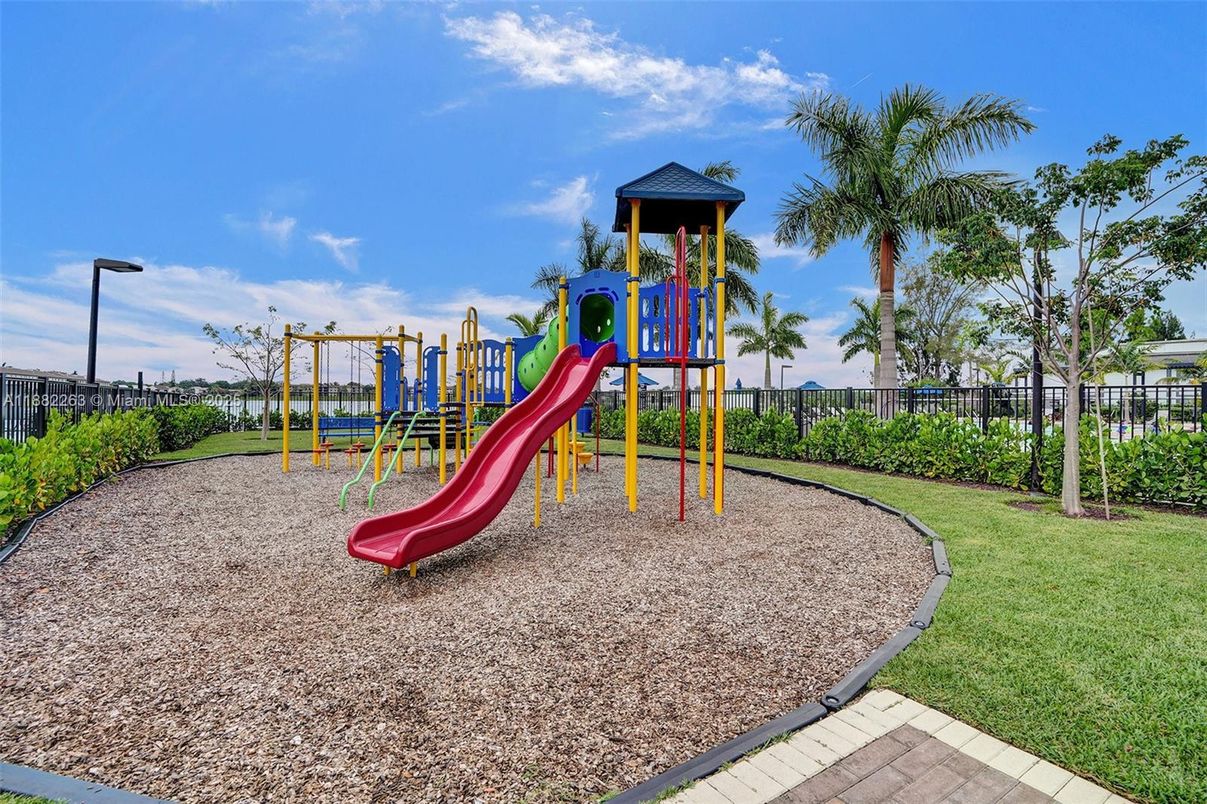 Backyard, Exterior, Playground