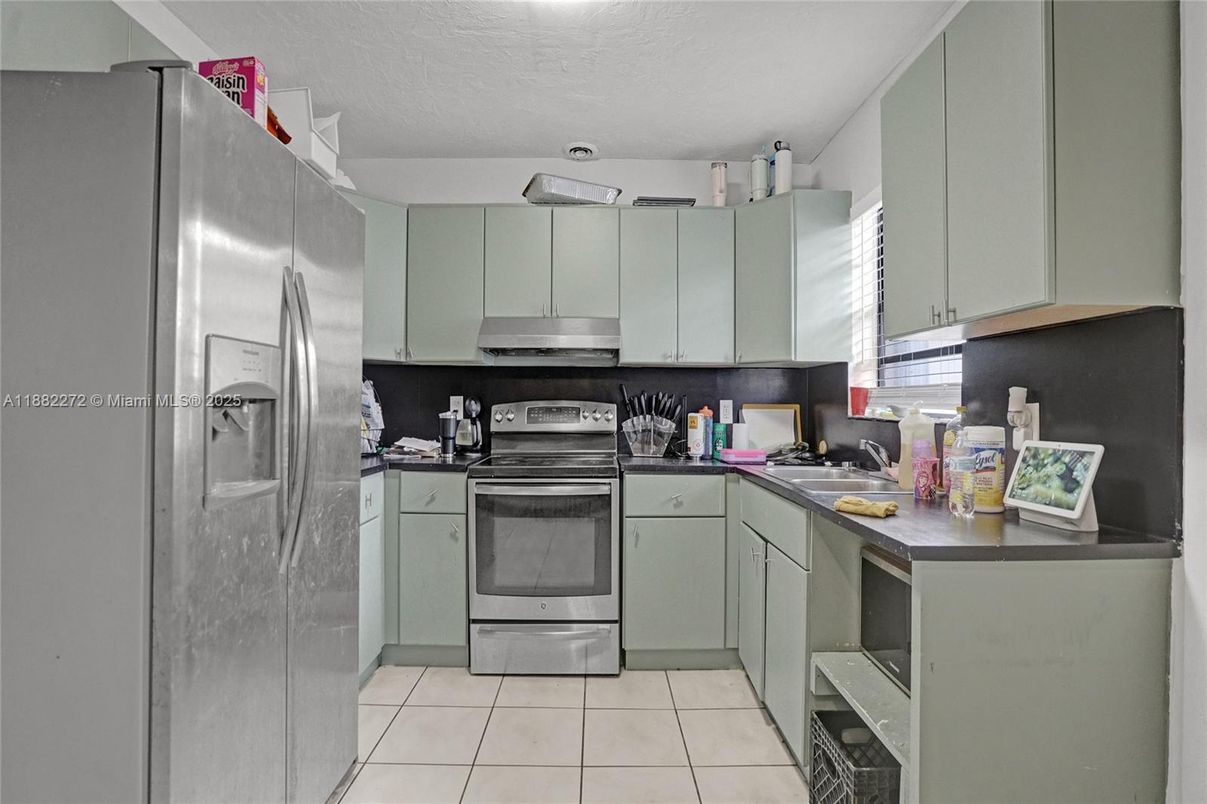 Interior, Kitchen, Stainless Steel Appliances