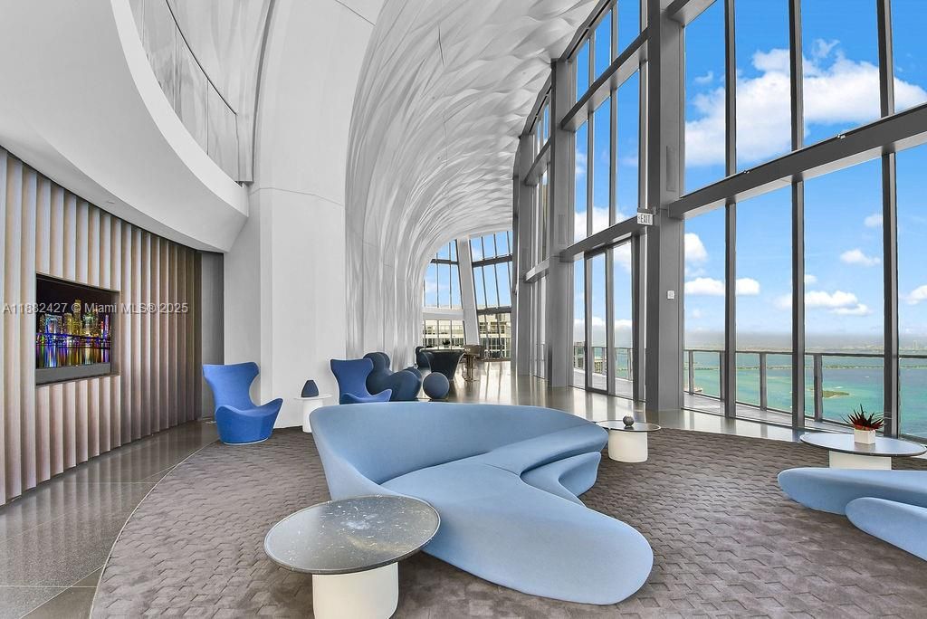 Interior, Living room, Sun Room, Water