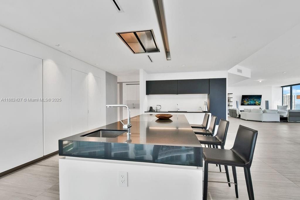 Interior, Kitchen, Living room, Recessed Lighting, Water