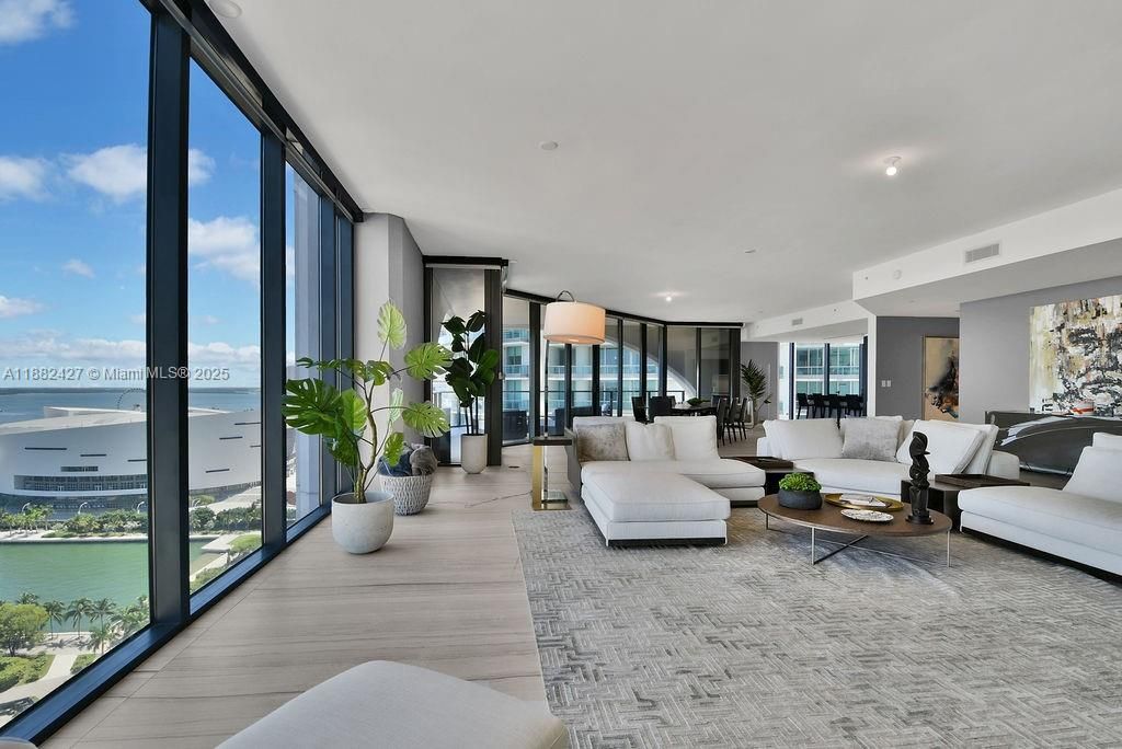 Interior, Living room, Recessed Lighting, Water
