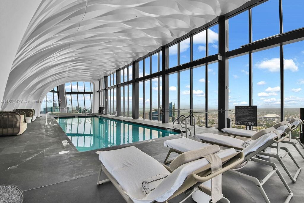 Interior, Pool, Sun Room, Water