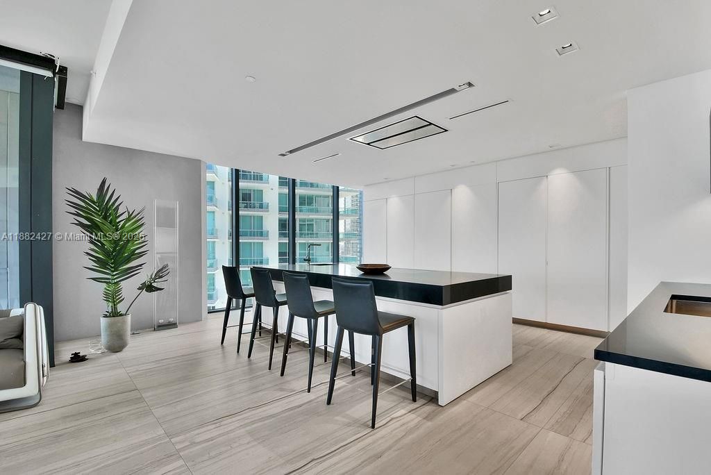 Dining room, Interior, Kitchen, Recessed Lighting