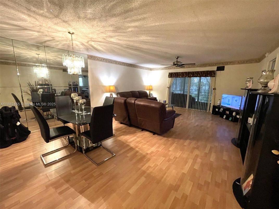 Chandelier, Dining room, Interior, Living room, Wood Texture Flooring