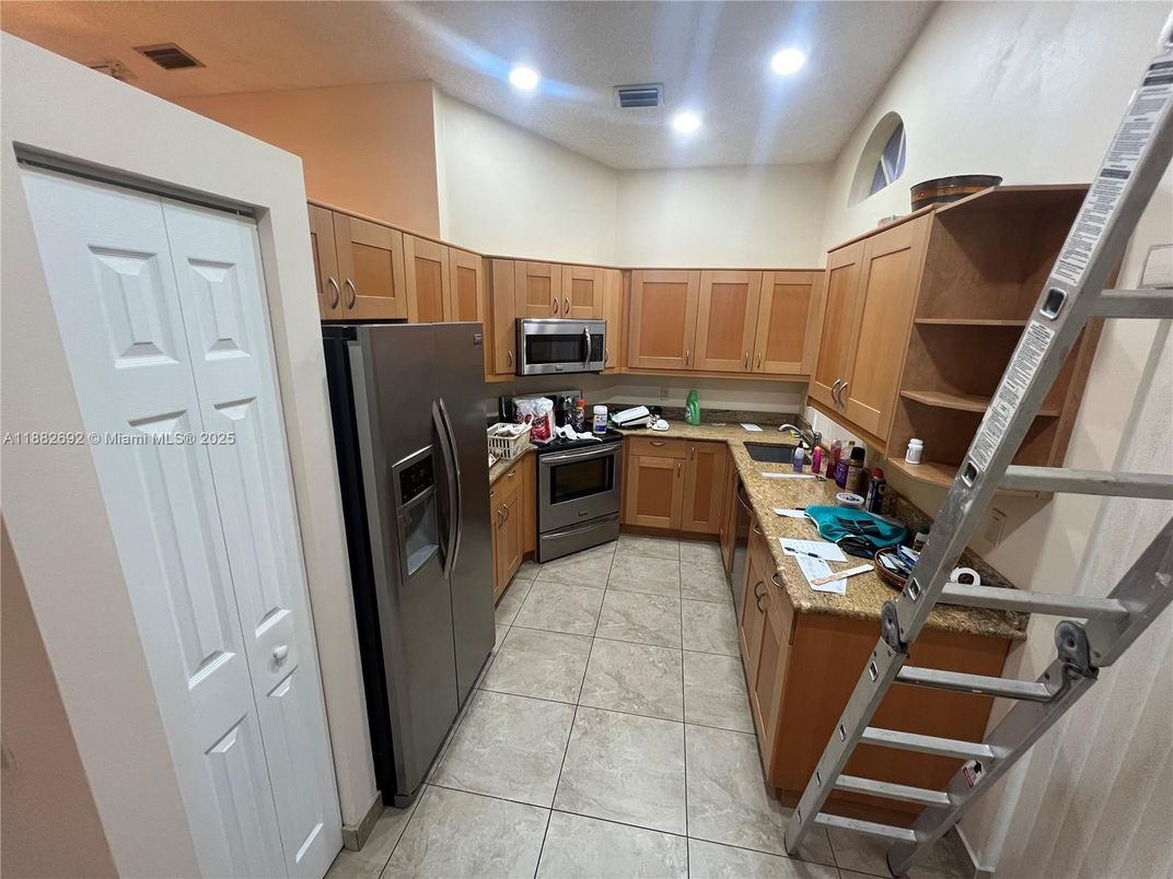 Interior, Kitchen, Recessed Lighting