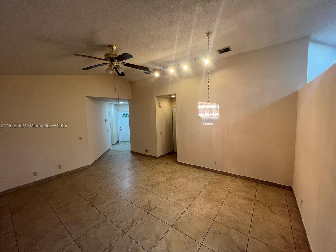 Chandelier, Empty room, Interior, Pendant Lights
