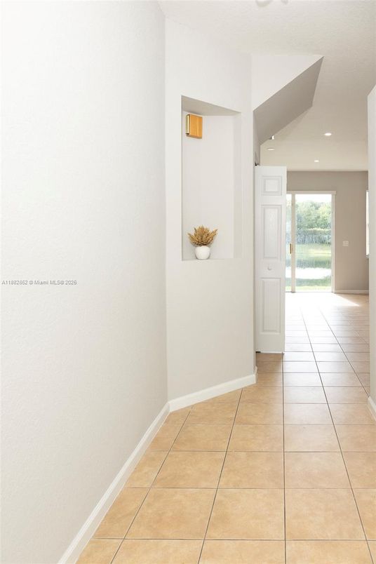 Interior, Recessed Lighting