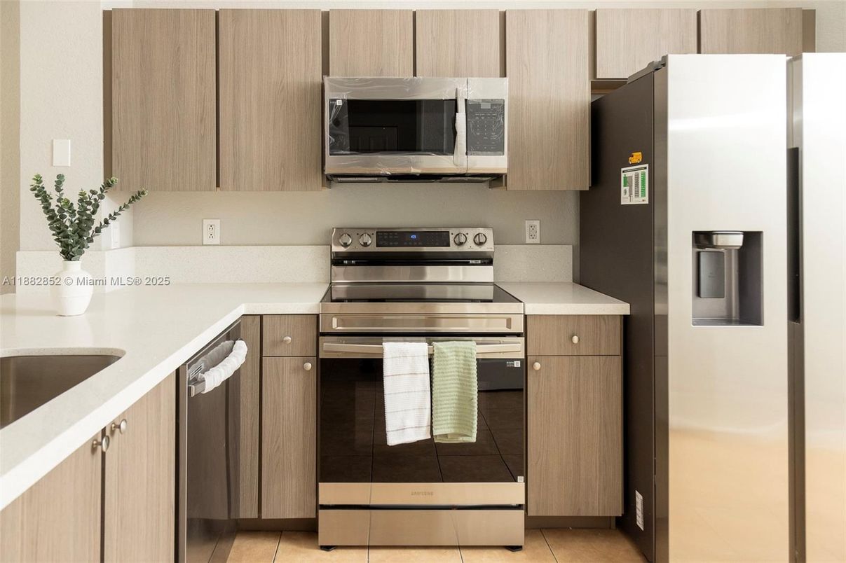 Interior, Kitchen, Stainless Steel Appliances