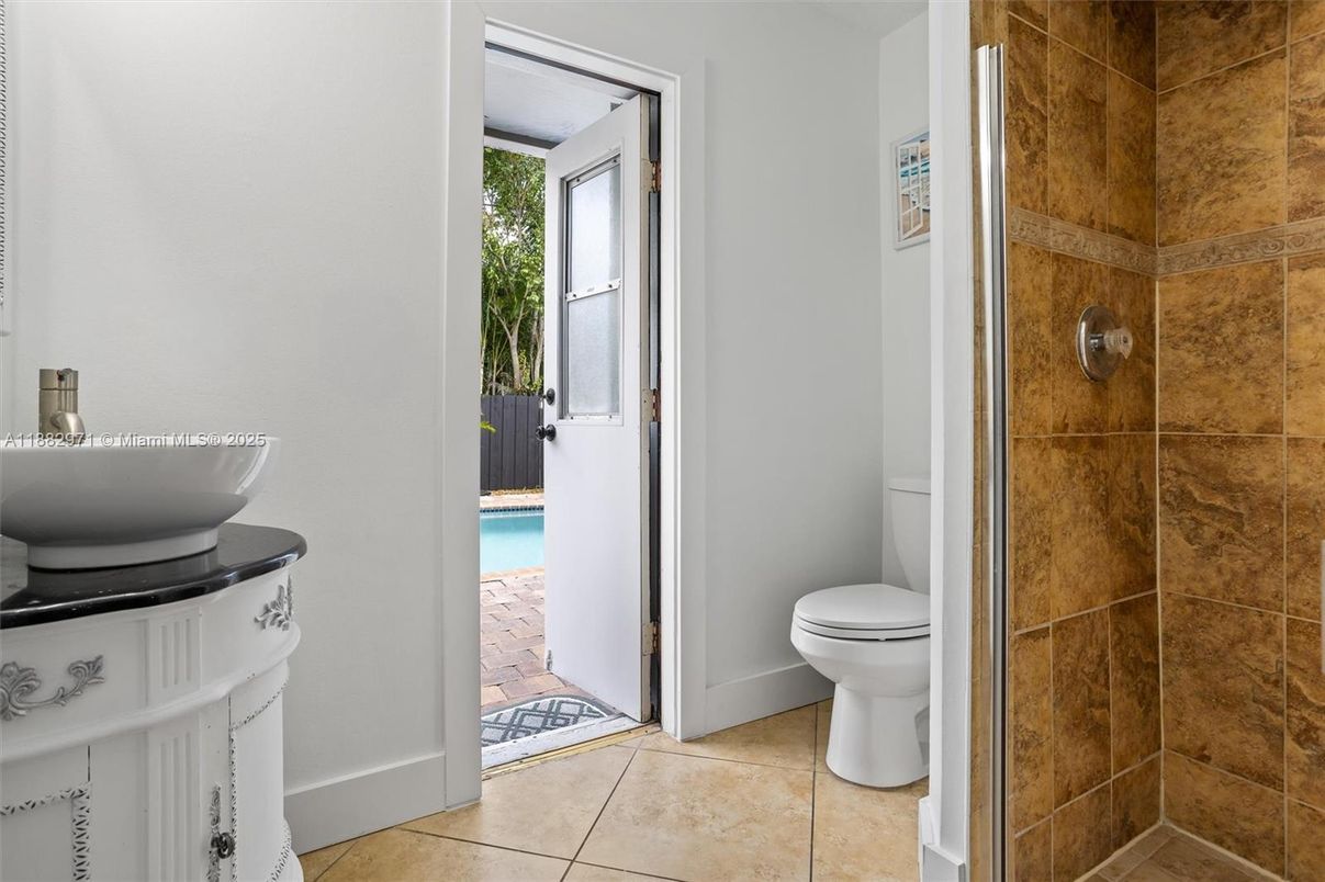 Bathroom, Interior