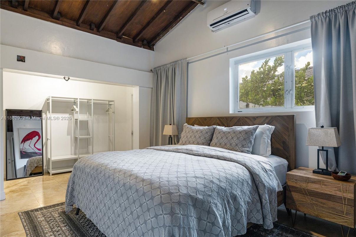 Bedroom, Interior, Wooden Beams, Wooden Ceilings