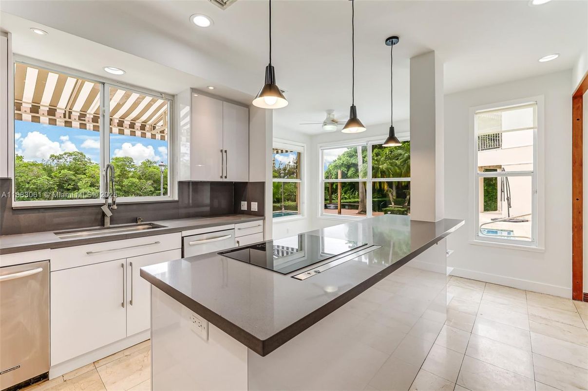 Interior, Kitchen, Pendant Lights, Recessed Lighting, Stainless Steel Appliances