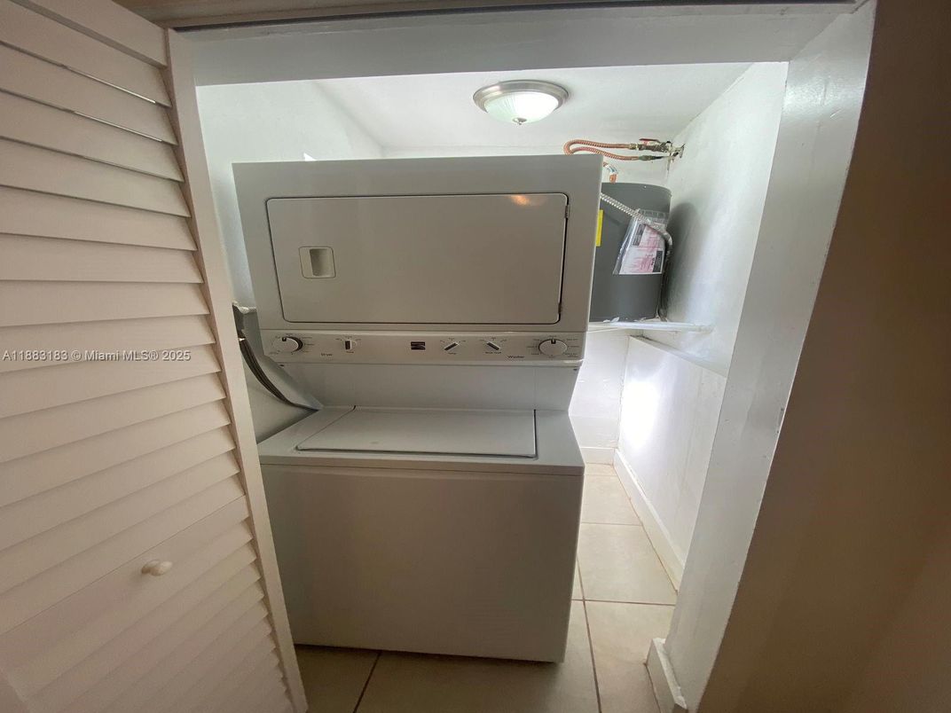 Interior, Utility Closets, Washer