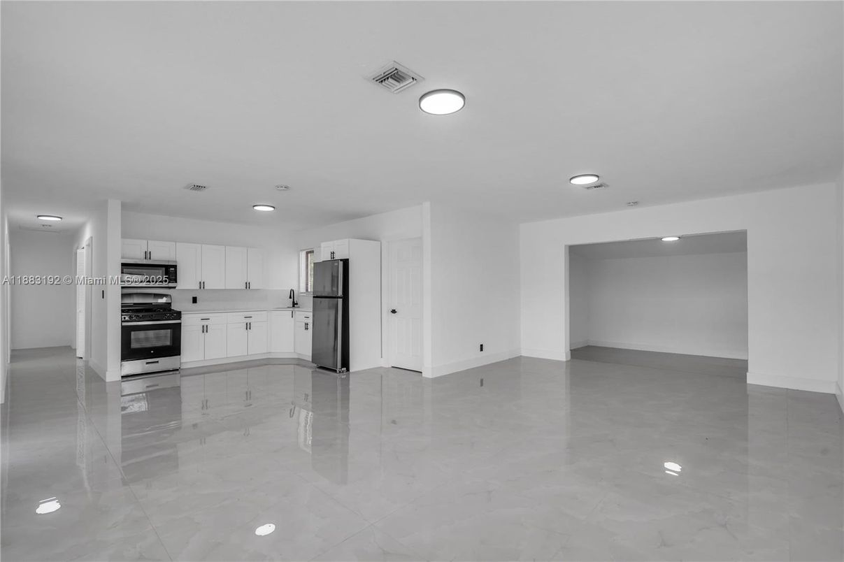 Empty room, Interior, Kitchen, Recessed Lighting, Stainless Steel Appliances